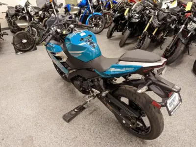 2021 Kawasaki Ninja 400