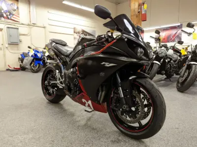 2009 Yamaha R1 Crossplane