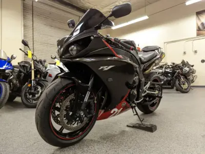 2009 Yamaha R1 Crossplane