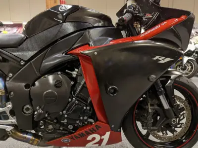 2009 Yamaha R1 Crossplane