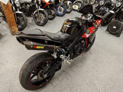 2009 Yamaha R1 Crossplane