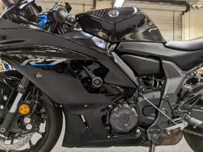 2022 YAMAHA R7