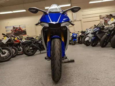 2016 Yamaha R1