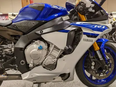 2016 Yamaha R1