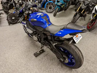 2016 Yamaha R1