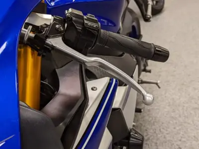 2016 Yamaha R1