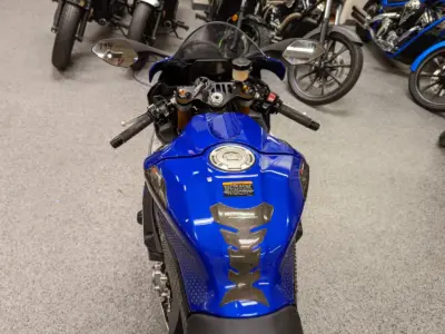 2016 Yamaha R1