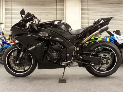 2012 Yamaha R1 RAVEN
