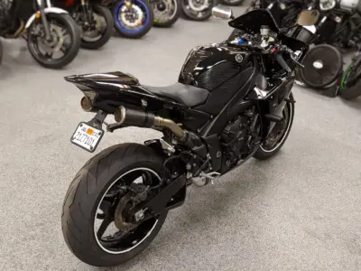 2012 Yamaha R1 RAVEN
