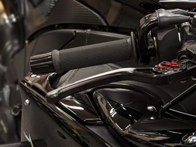 2012 Yamaha R1 RAVEN