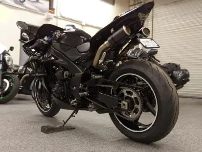 2012 Yamaha R1 RAVEN