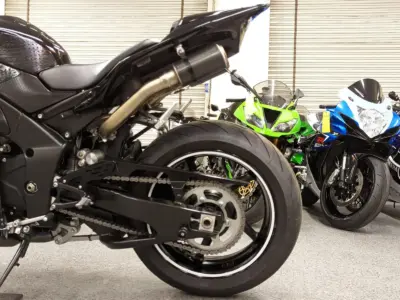 2012 Yamaha R1 RAVEN