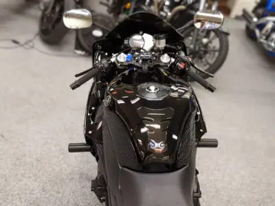 2012 Yamaha R1 RAVEN