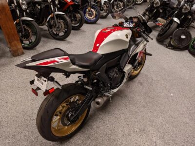 2022 YAMAHA R7 World GP 60th Anniversary Edition