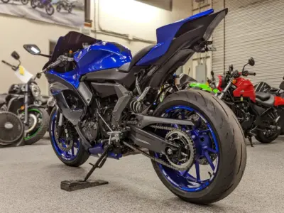 2022 YAMAHA R7