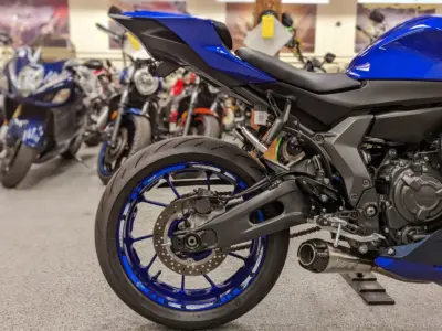 2022 YAMAHA R7