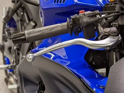 2022 YAMAHA R7