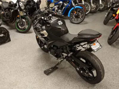 2022 Kawasaki Ninja 400 ABS