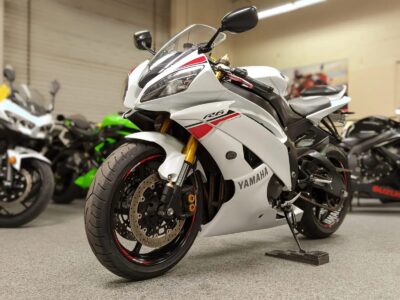 2015 Yamaha R6 PEARL WHITE