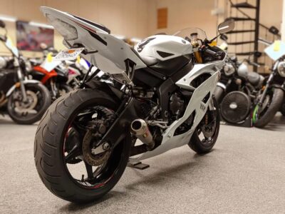 2015 Yamaha R6 PEARL WHITE