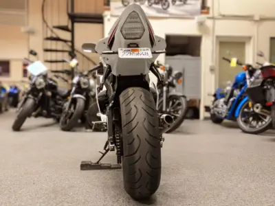 2015 Yamaha R6 PEARL WHITE