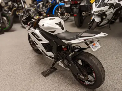 2015 Yamaha R6 PEARL WHITE