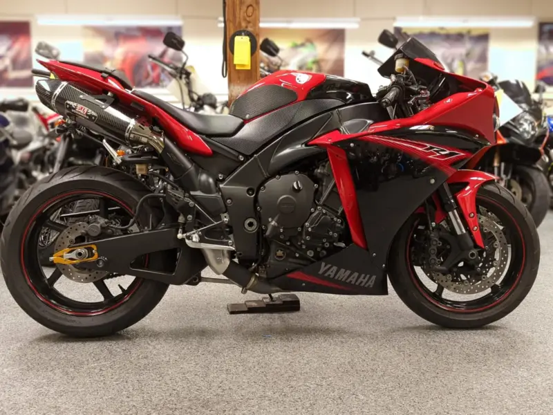 2013 Yamaha R1