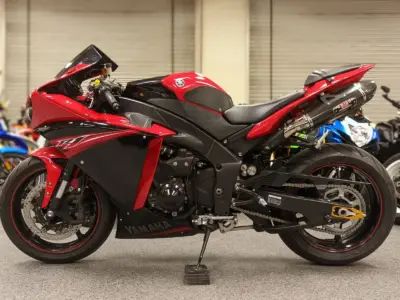 2013 Yamaha R1