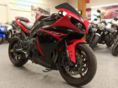 2013 Yamaha R1