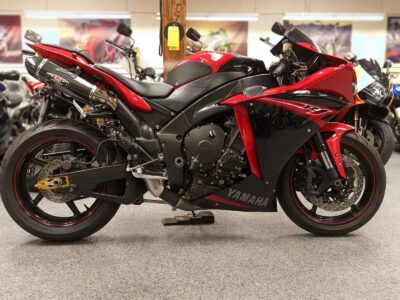 2013 Yamaha R1