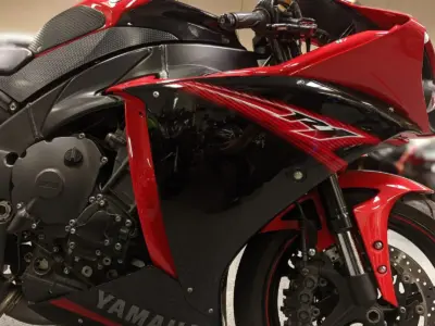 2013 Yamaha R1