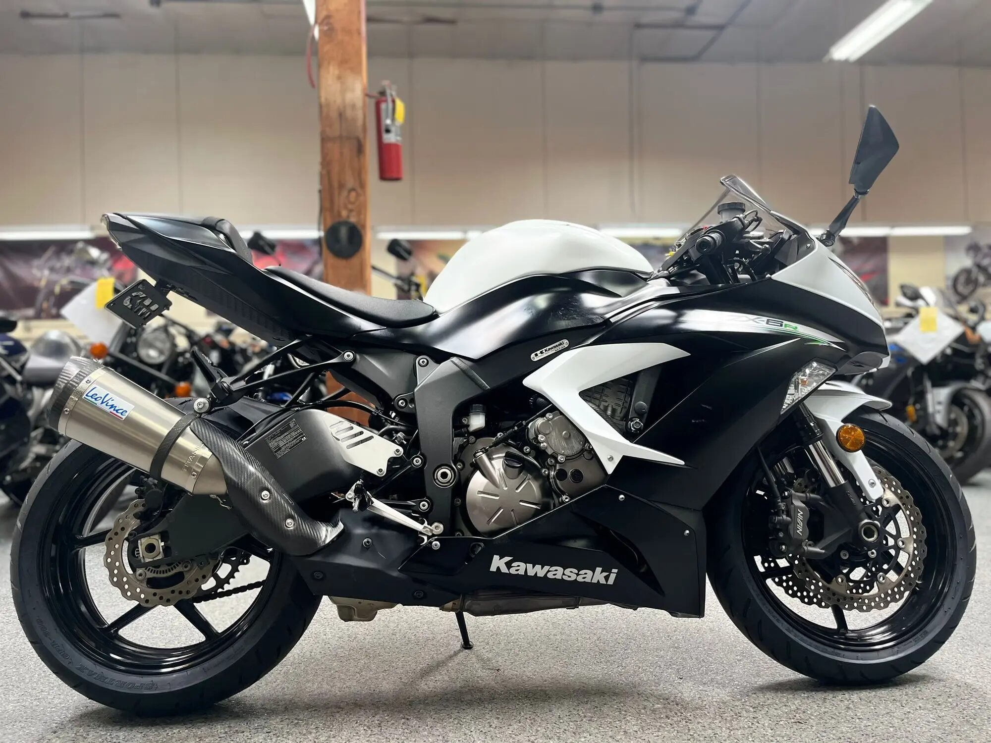 2014 Kawasaki Ninja 636 ZX6R - AK MotorsAK Motors