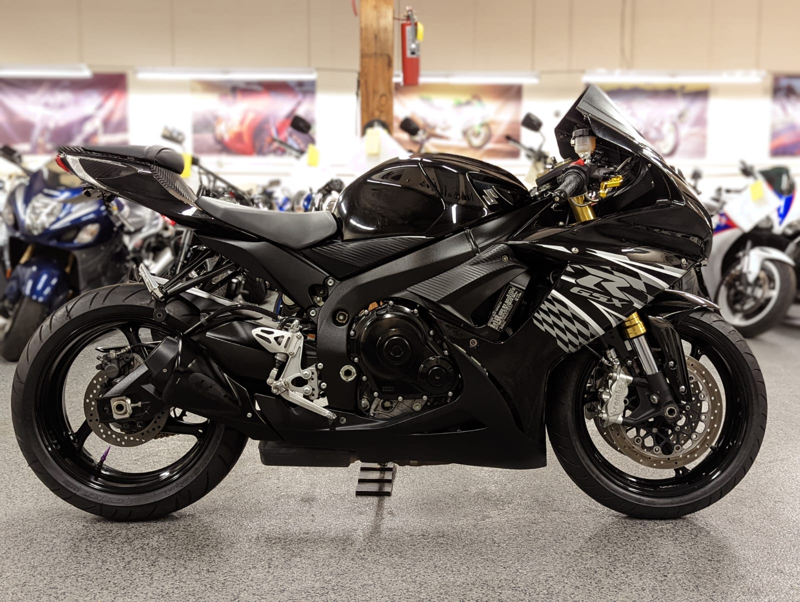 Buy 2013 Suzuki GSXR 750 Motorcycle 23000 Miles AK Motors