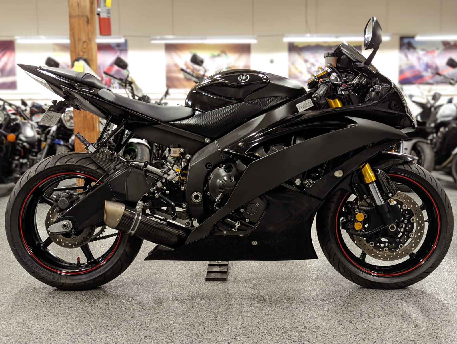 2008 Yamaha R6 RAVEN 4000 Miles AK Motors