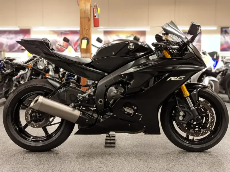2017 Yamaha R6