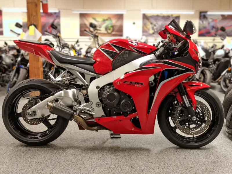 2011 HONDA CBR1000RR