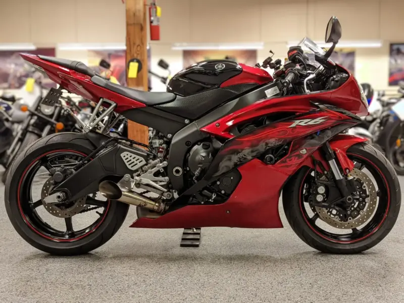 2011 Yamaha R6 RAVEN
