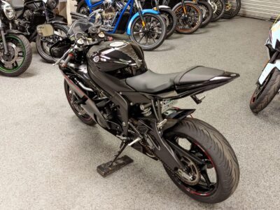 2015 Yamaha R6 RAVEN