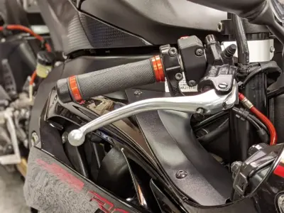 2015 Yamaha R6 RAVEN
