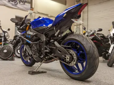 2019 Yamaha R1