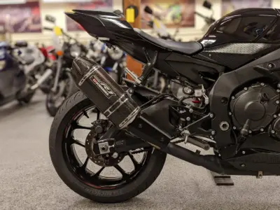 2018 Yamaha R1
