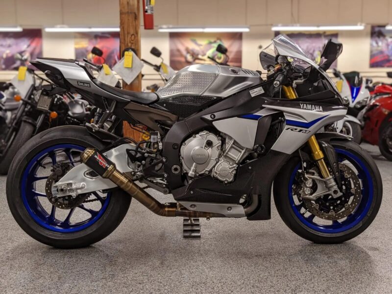 2015 Yamaha R1M