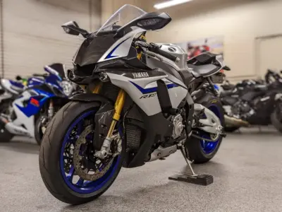 2015 Yamaha R1M