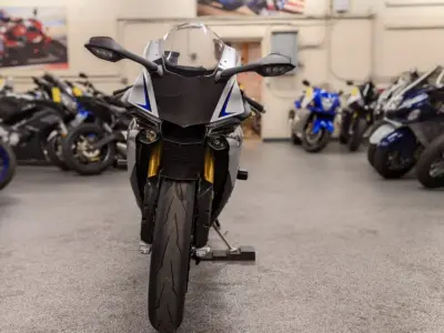 2015 Yamaha R1M