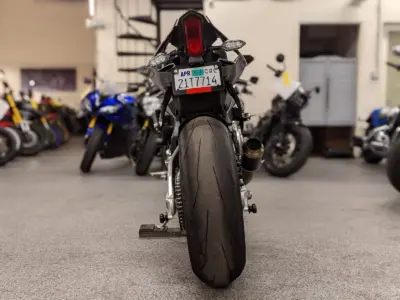 2015 Yamaha R1M