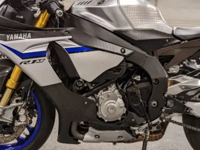 2015 Yamaha R1M