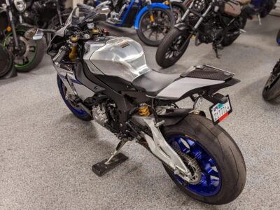 2015 Yamaha R1M