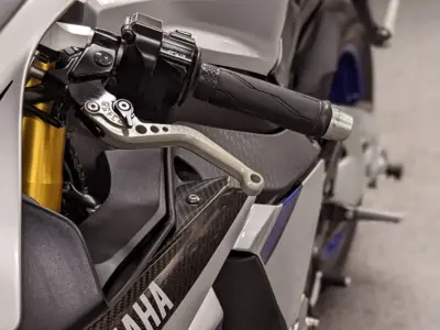 2015 Yamaha R1M