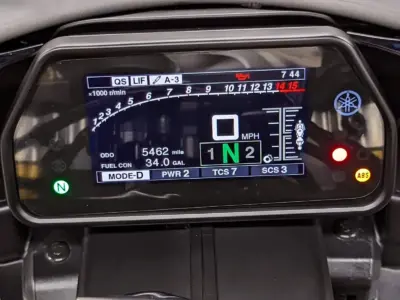 2015 Yamaha R1M
