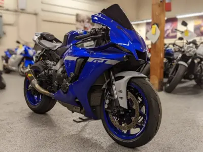 2020 Yamaha R1
